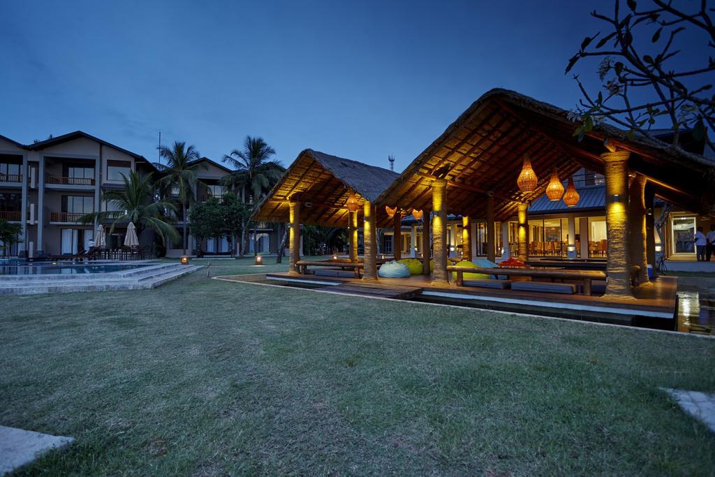 Amaranthe Bay Resort & Spa Trincomalee Exterior photo